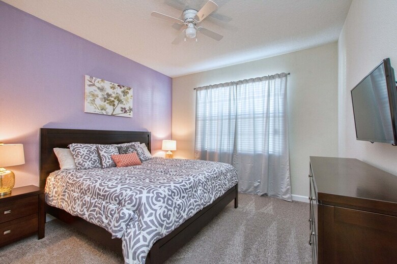 Storey Lake- 6 Bedroom Pool Home-1662st
