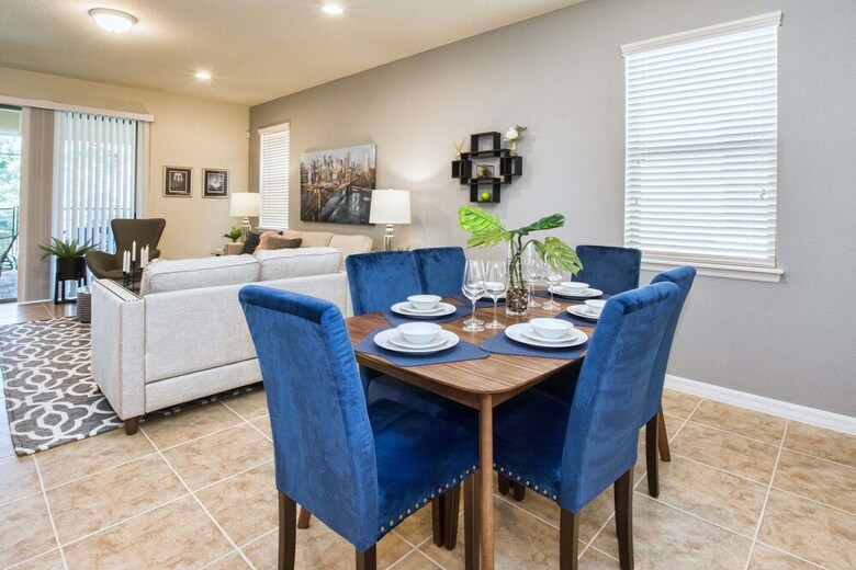 Windsor At Westside-6 Bedrooms House W/pool-3720ww