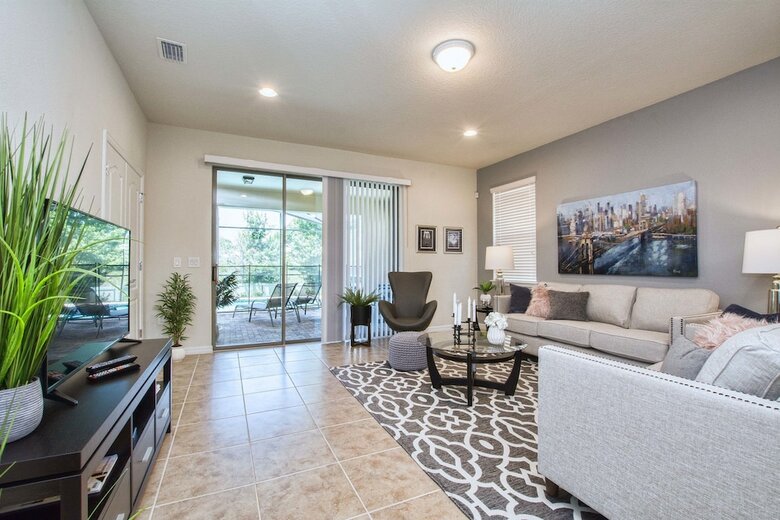 Windsor At Westside-6 Bedrooms House W/pool-3720ww