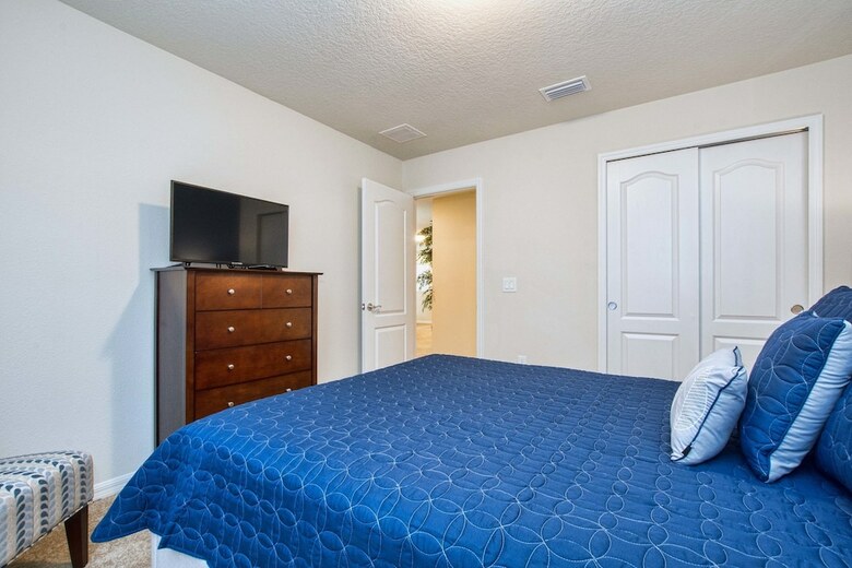 Windsor At Westside-6 Bedrooms House W/pool-3720ww