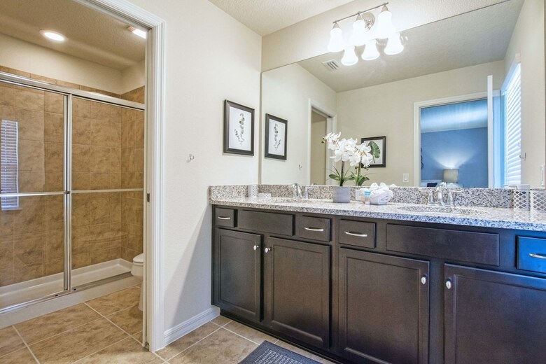 Windsor At Westside-6 Bedrooms House W/pool-3720ww