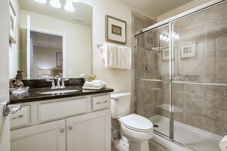 Windsor At Westside-5 Bedrooms House W/pool-3716ww
