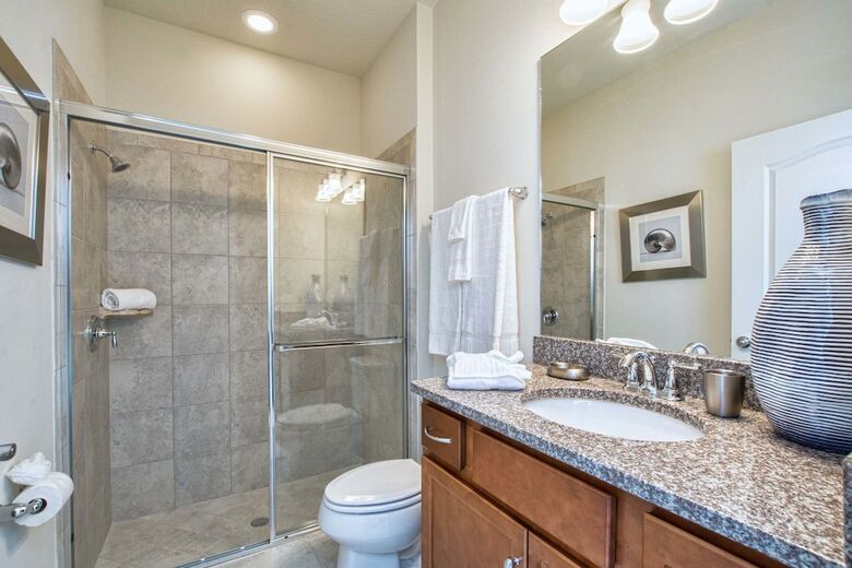 Windsor At Westside-8 Bedrooms House W/pool-3711ww