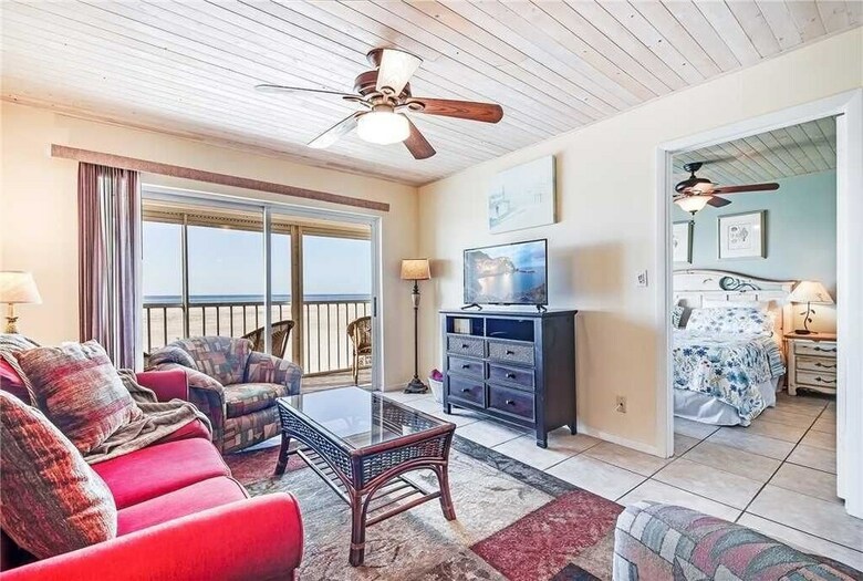 Castle Beach 103 - Two Bedroom Condo