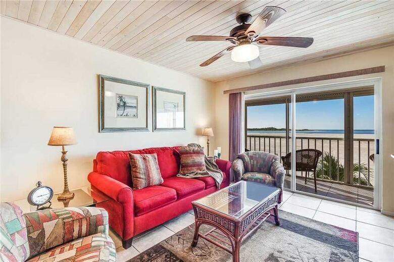 Castle Beach 103 - Two Bedroom Condo