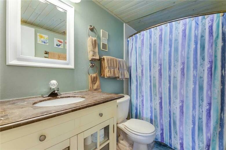 Castle Beach 103 - Two Bedroom Condo