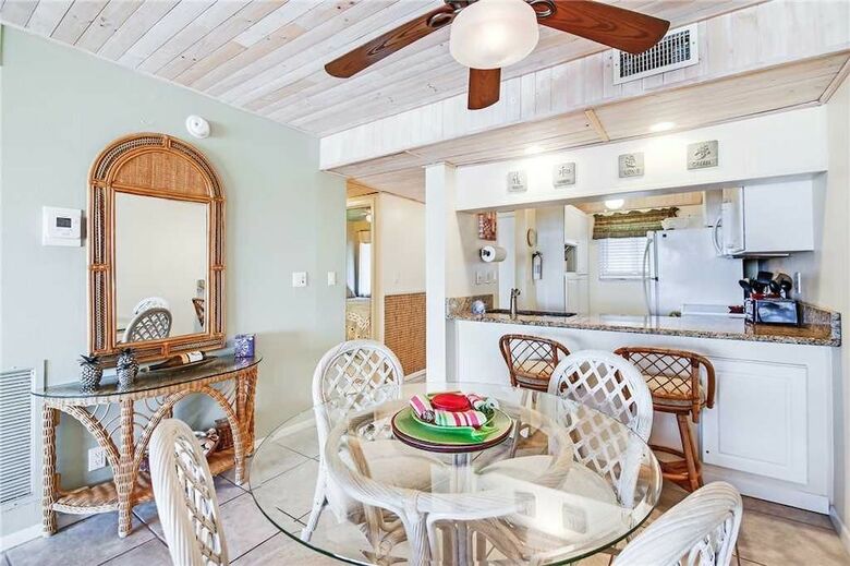 Castle Beach 103 - Two Bedroom Condo