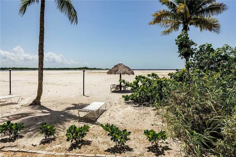 Castle Beach 103 - Two Bedroom Condo