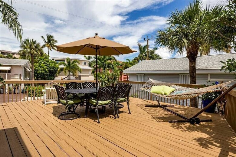 Miramar 124 Upper Unit - Two Bedroom Home