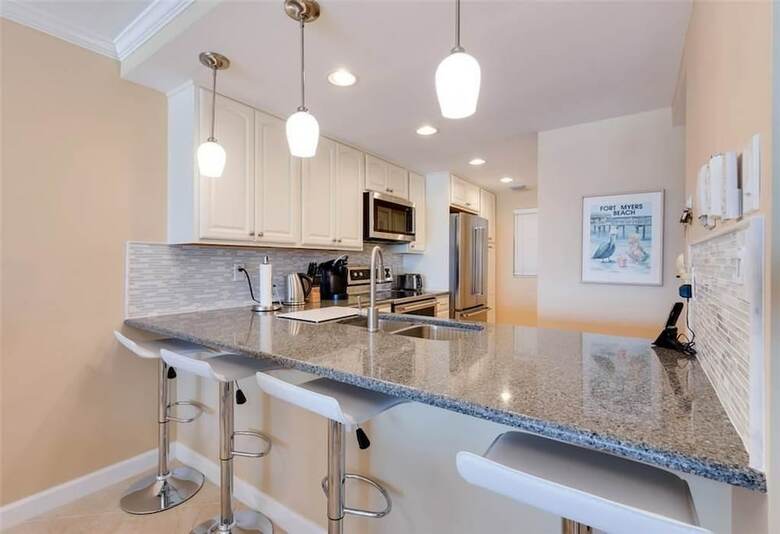 Sunset 704 - Two Bedroom Condo