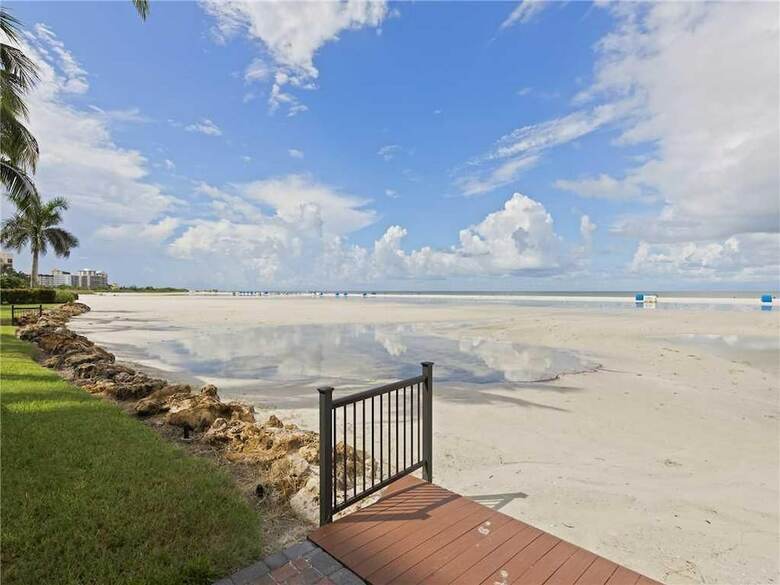 Sunset 1101 - Two Bedroom Condo