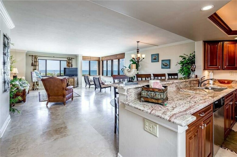 Sandarac 708a - Two Bedroom Condo