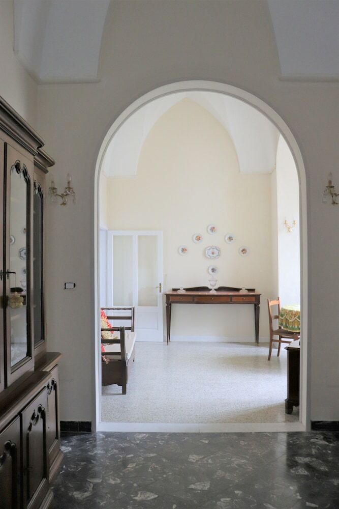 Hotel Palazzo Storico Nel Cuore Del Salento