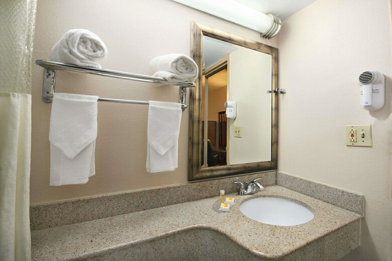 Hotel Days Inn By Wyndham Birmingham Al