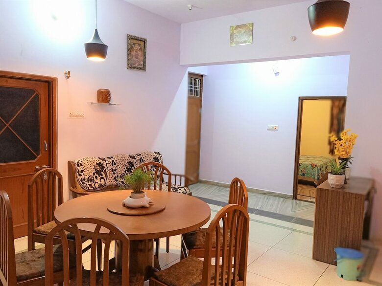 Hotel Branson Backpacker Homestay