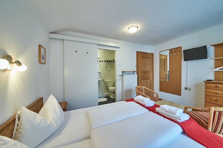 Apartamentos Holiday Home Viehhofen