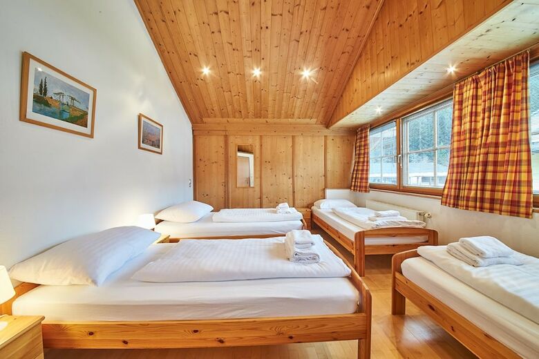 Apartamentos Holiday Home Viehhofen