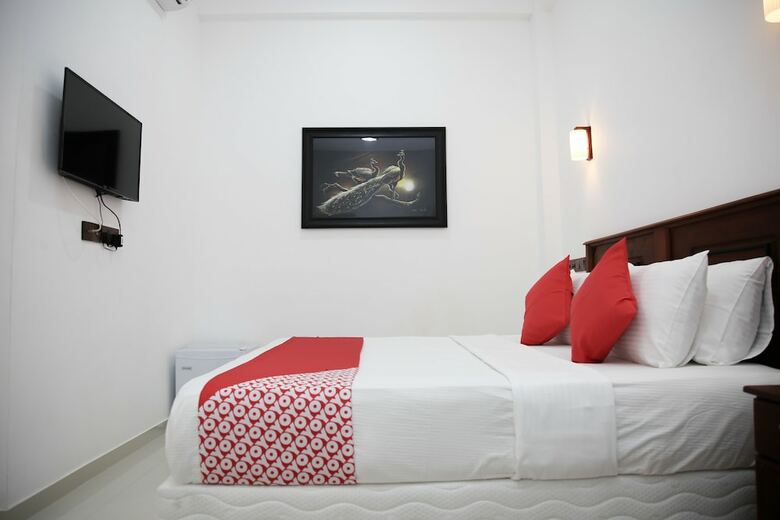 Oyo 495 H M C Hotel Leisure House