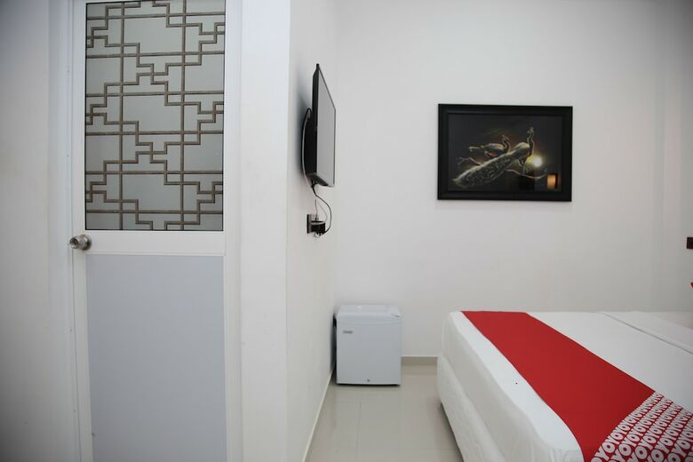 Oyo 495 H M C Hotel Leisure House