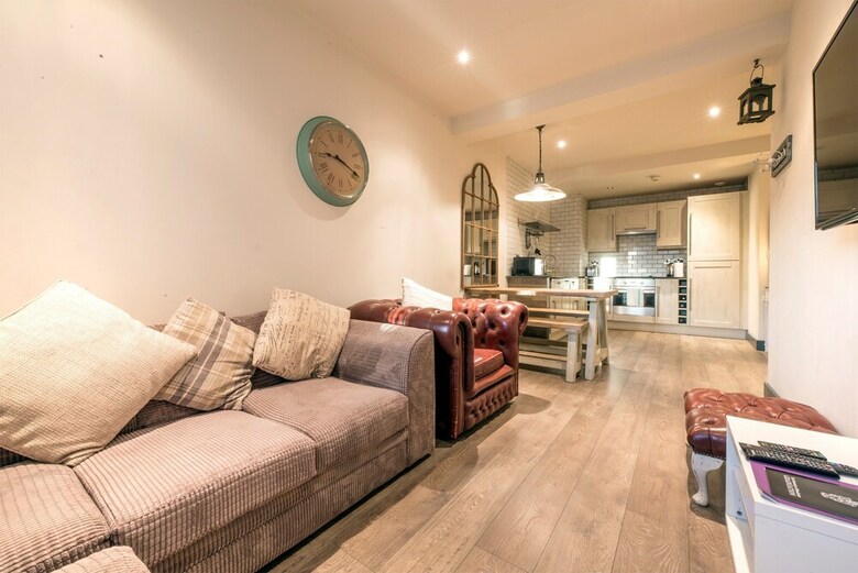 Spacious 2 Bedroom Apartment In Manchester City Centre