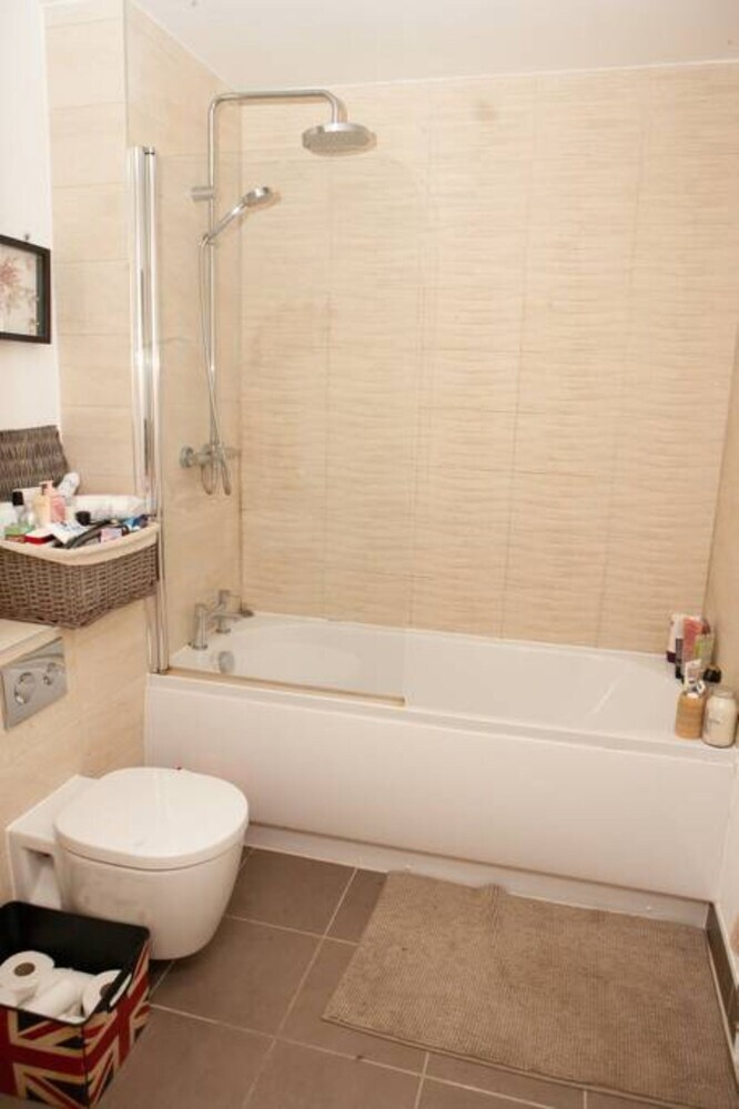 Apartamentos Modern 1 Bedroom Whapping Flat