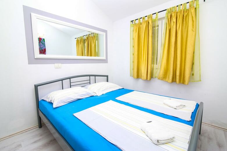 Apartments Alma