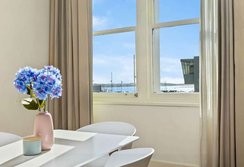 Zodiak's City One Bedroom Apartment