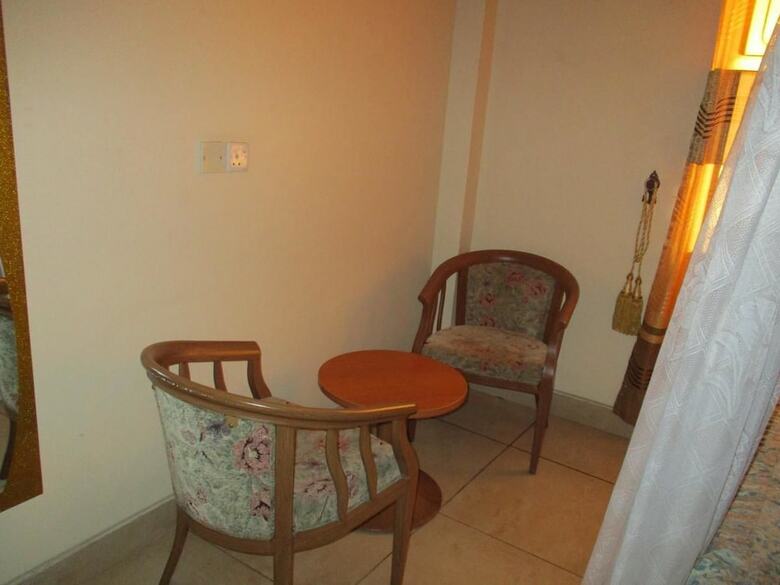 Jambo Village Hotel