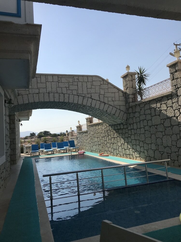 Akkum Hotel
