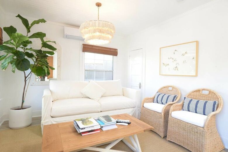 Apartamentos Charming 2br/2ba Cottage - Close To The Beach