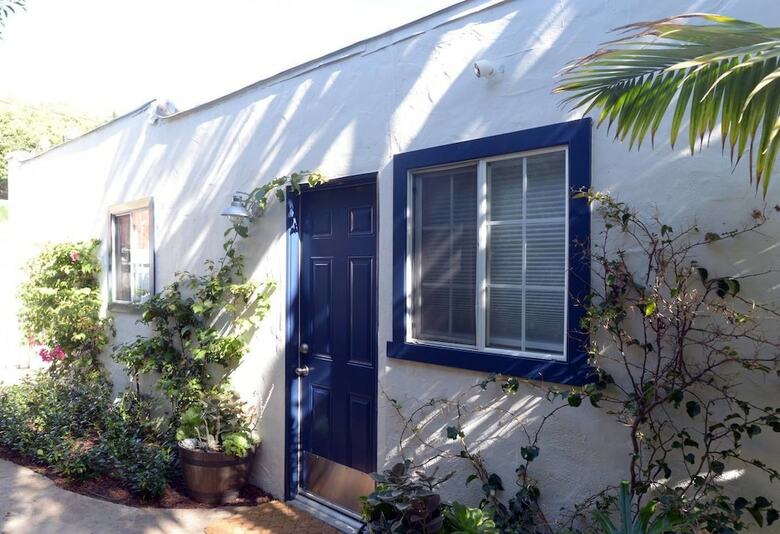 Apartamentos Charming 2br/2ba Cottage - Close To The Beach