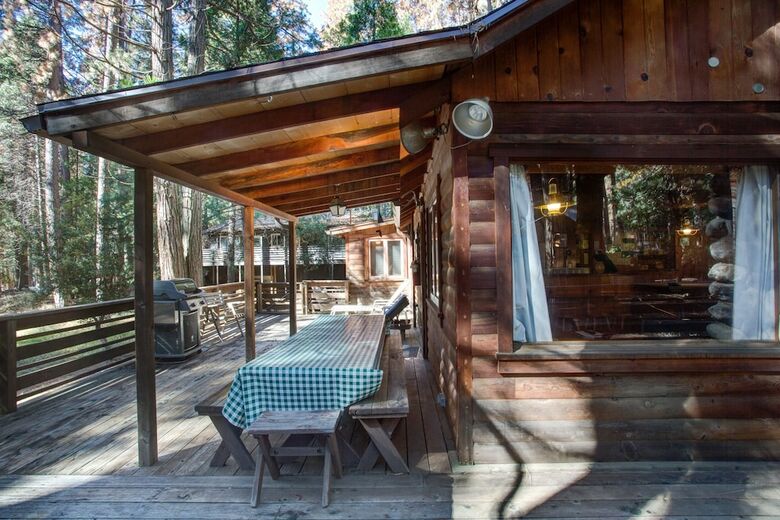 Creekside Cabin