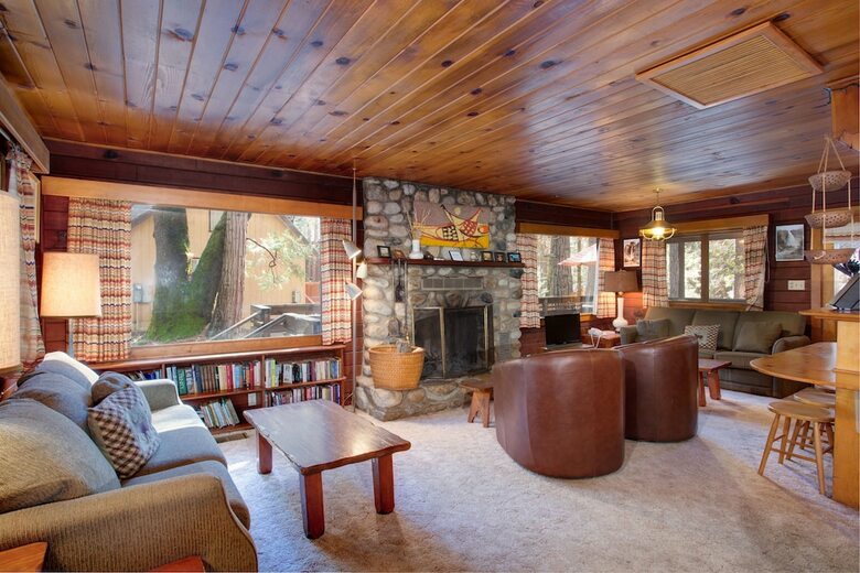 Creekside Cabin