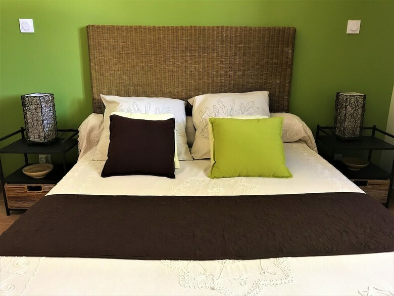 Hotel Les Jardins D'holi - Chambres D'h�tes