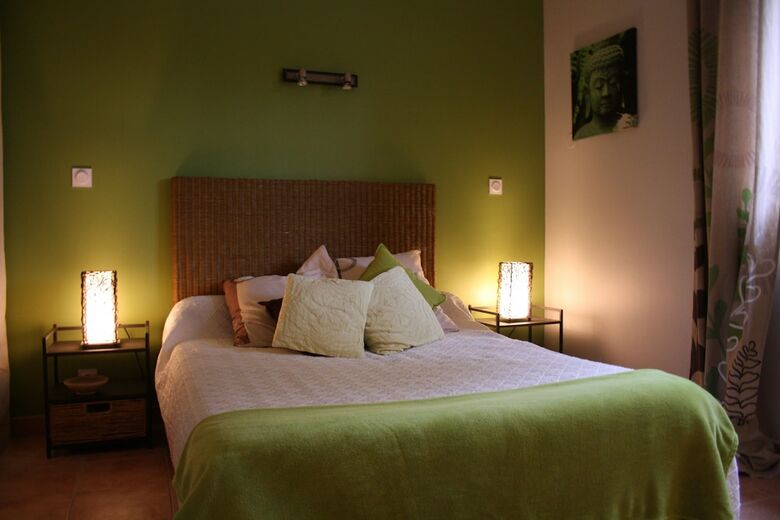 Hotel Les Jardins D'holi - Chambres D'h�tes