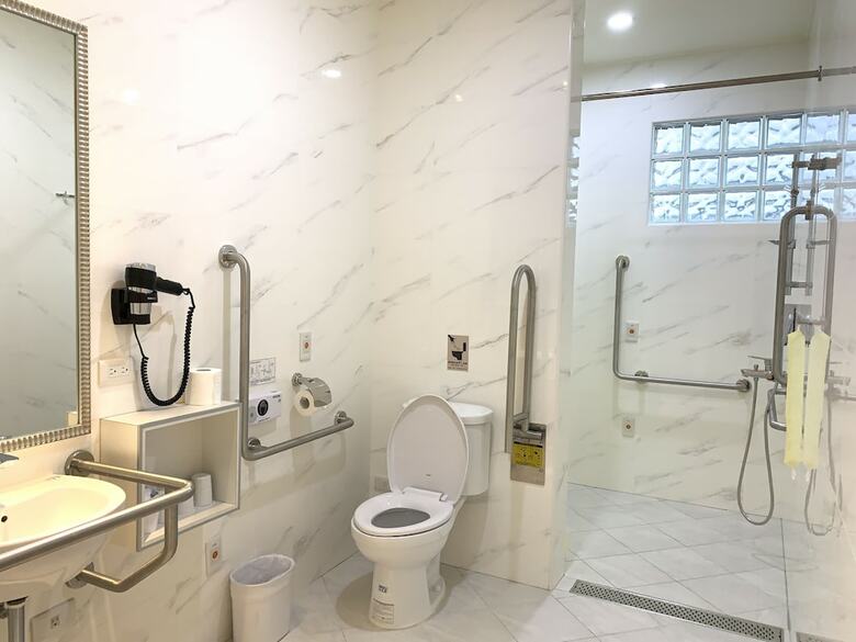 Joy Hotel