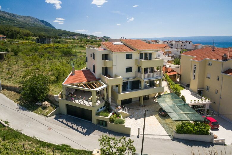Apartamentos Villa Leon