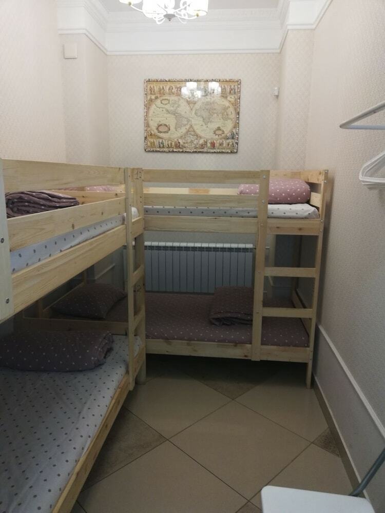Hostal Hostel Express 74
