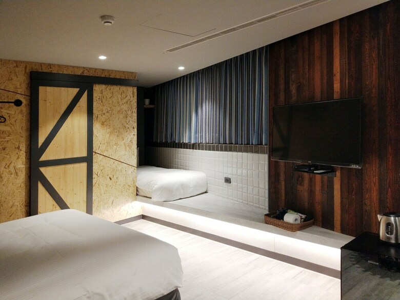 Fengjia K Hotel