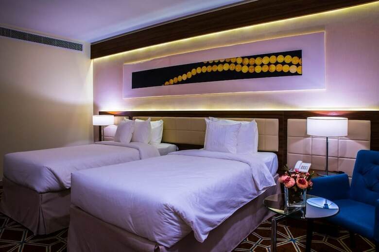Al Murjan Crom Hotel