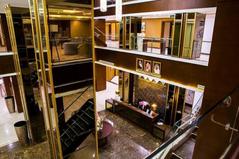 Al Murjan Crom Hotel
