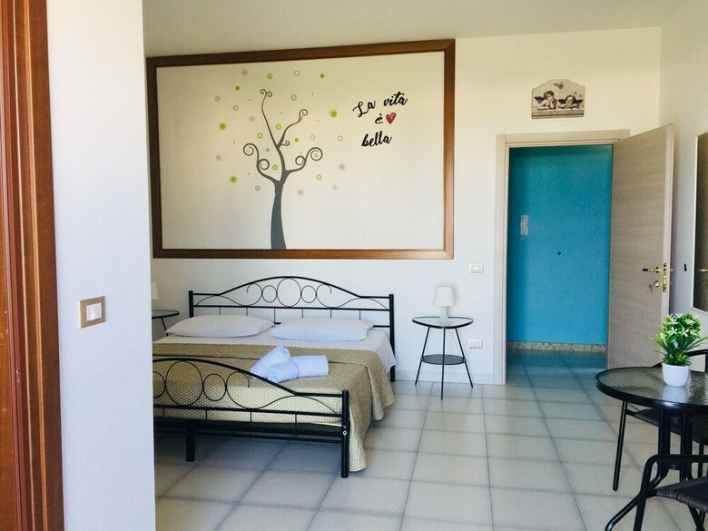 B&B Pizzomunno E Cristalda Rooms