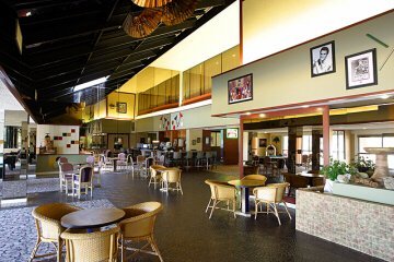 Anaheim Plaza Hotel