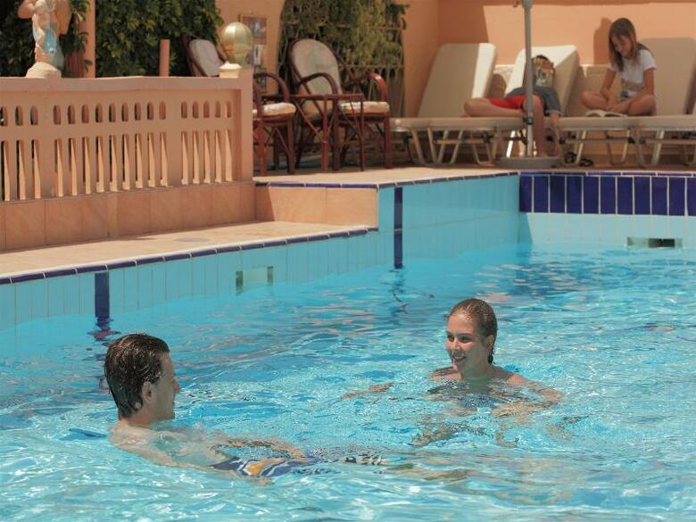 Hotel Erato
