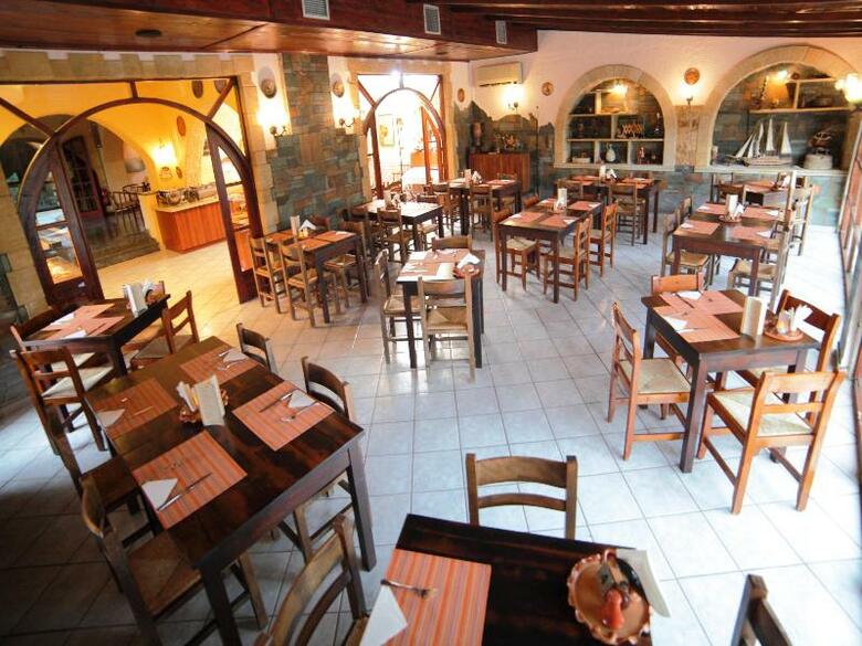 Hotel Erato