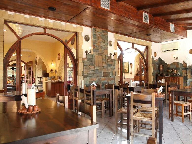 Hotel Erato