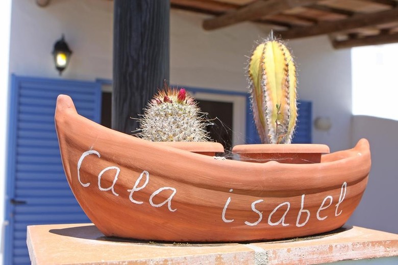 Apartamentos Cala Isabel