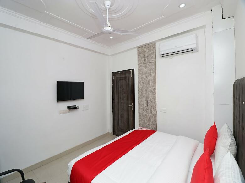 Hotel Oyo 26119 Krishna Guest House