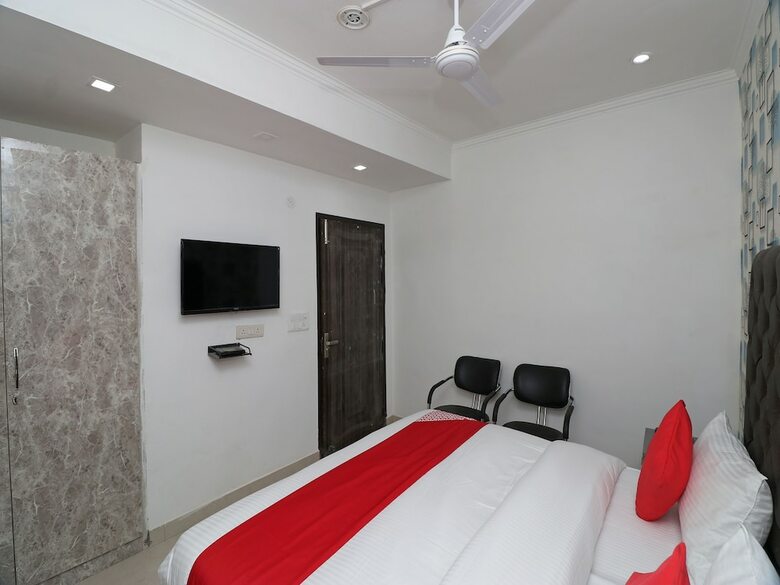Hotel Oyo 26119 Krishna Guest House