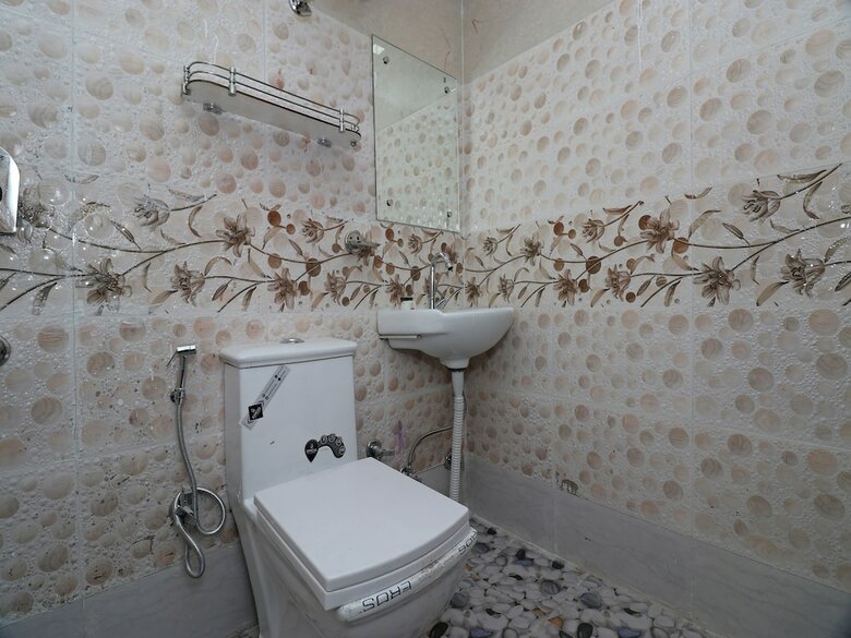 Hotel Oyo 26119 Krishna Guest House